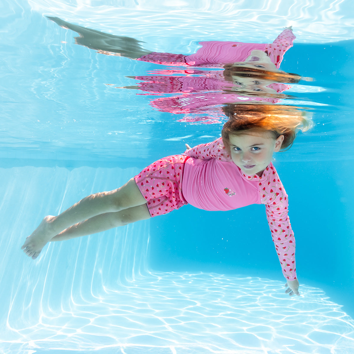 Long Sleeve Rashie Strawberry Field